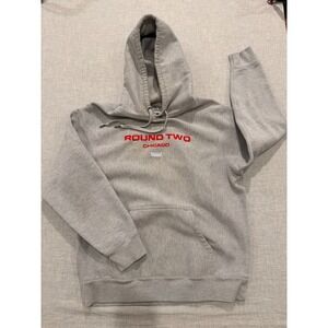 Round Two Chicago Hoodie Gray Red Embroidered Logo Sweatshirt Mens Medium USA